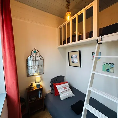 Jolie Idealement Situee * Honfleur